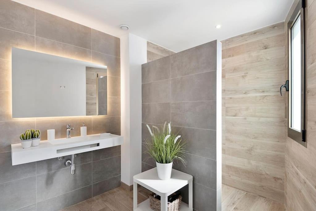 Villa Noka Cala'N Blanes  Luaran gambar